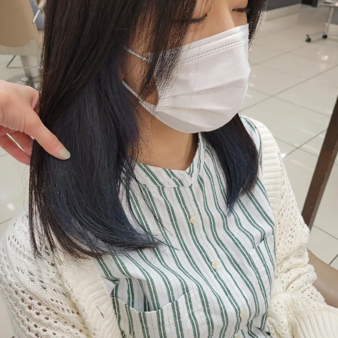 セミロング カラー 羽エクステ🪽 🤍まき🤍のヘアスタイル