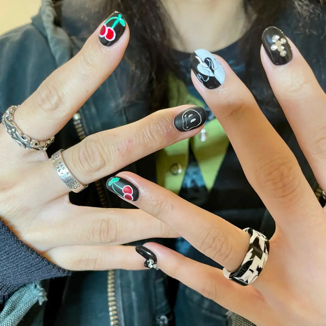 ネイル AOI✩⡱ 。のネイルデザイン