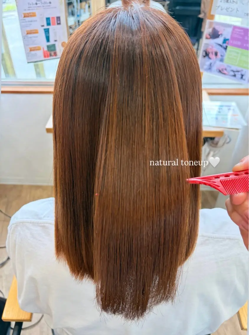 ミディアム ヘアカラー トリートメント 入里 彩心のヘアスタイル
