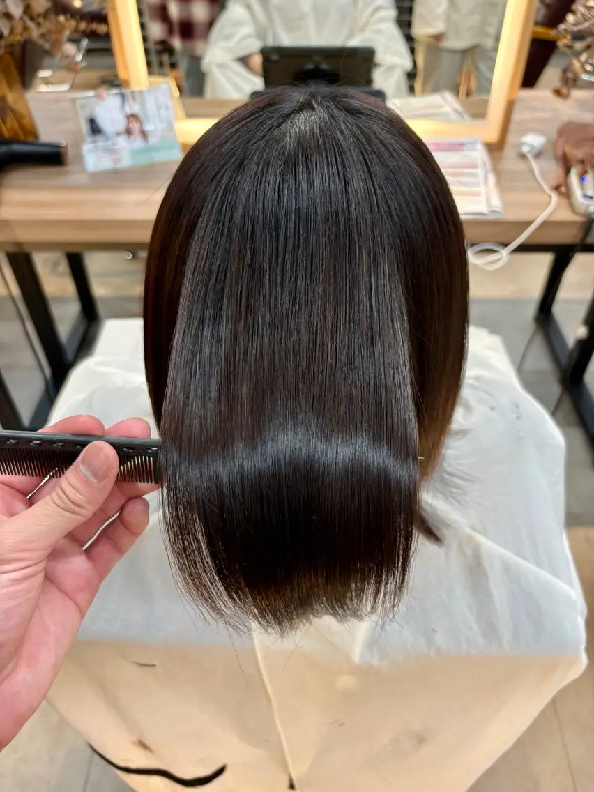 セミロング 髪質改善 トリートメント 酸熱トリートメント トリートメント 💎艶髪／縮毛特化 世麗💎のヘアスタイル