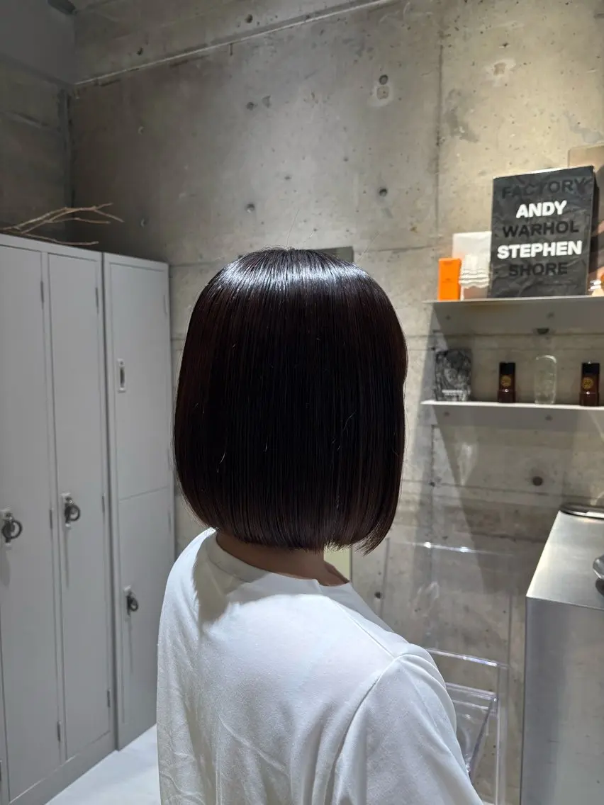 ミディアム 縮毛矯正 艶髪🫧 Suzunaのヘアスタイル
