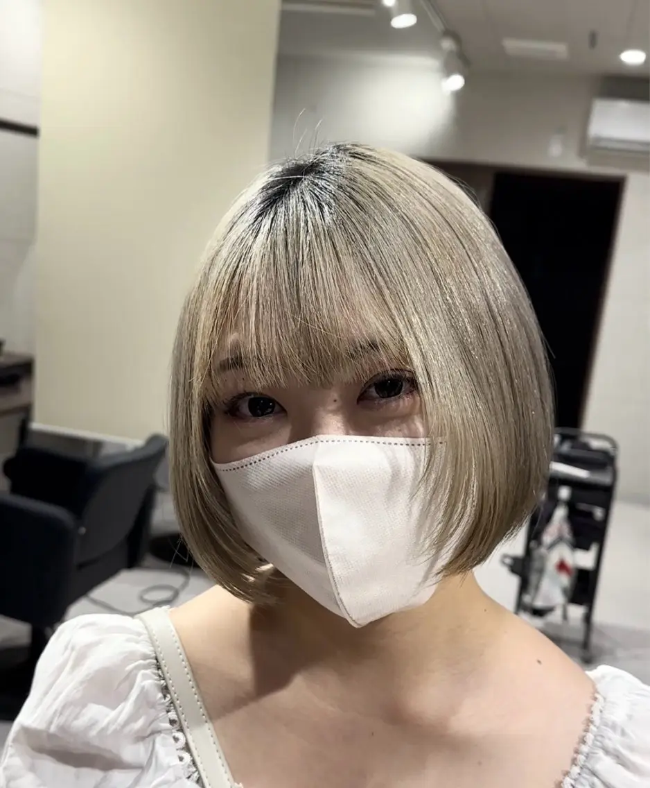 ショート カラー ボブレイヤー ハイトーンカラー ボブ レイヤーカット 遠藤惟斗/渋谷/ 透明感カラーのヘアスタイル