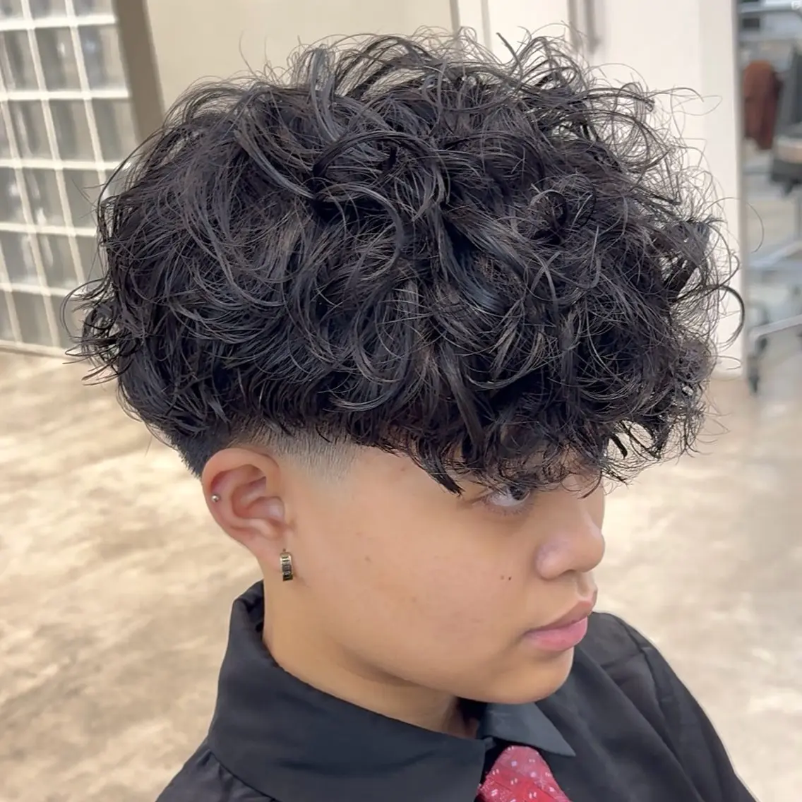パーマ メンズ スペインカール カット パーマ fifth 一寸木 桂斗のヘアスタイル