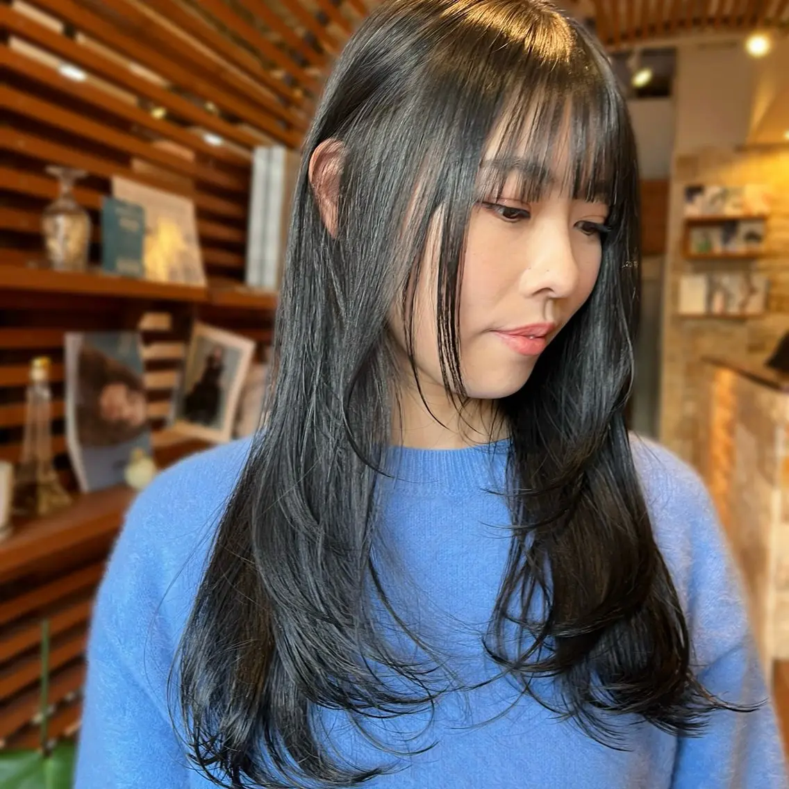 ロング たおちゃん／レイヤー ／透明感カラーのヘアスタイル
