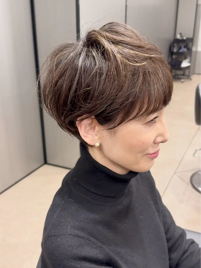 ショート 田端 奈緒のヘアスタイル