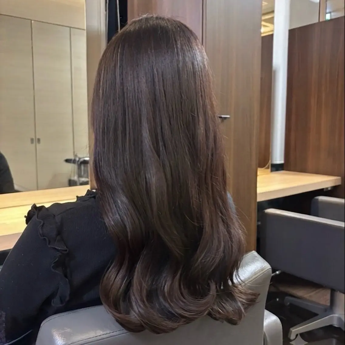 ロング カラー ヘアカラー トリートメント 本堂 美聖のヘアスタイル