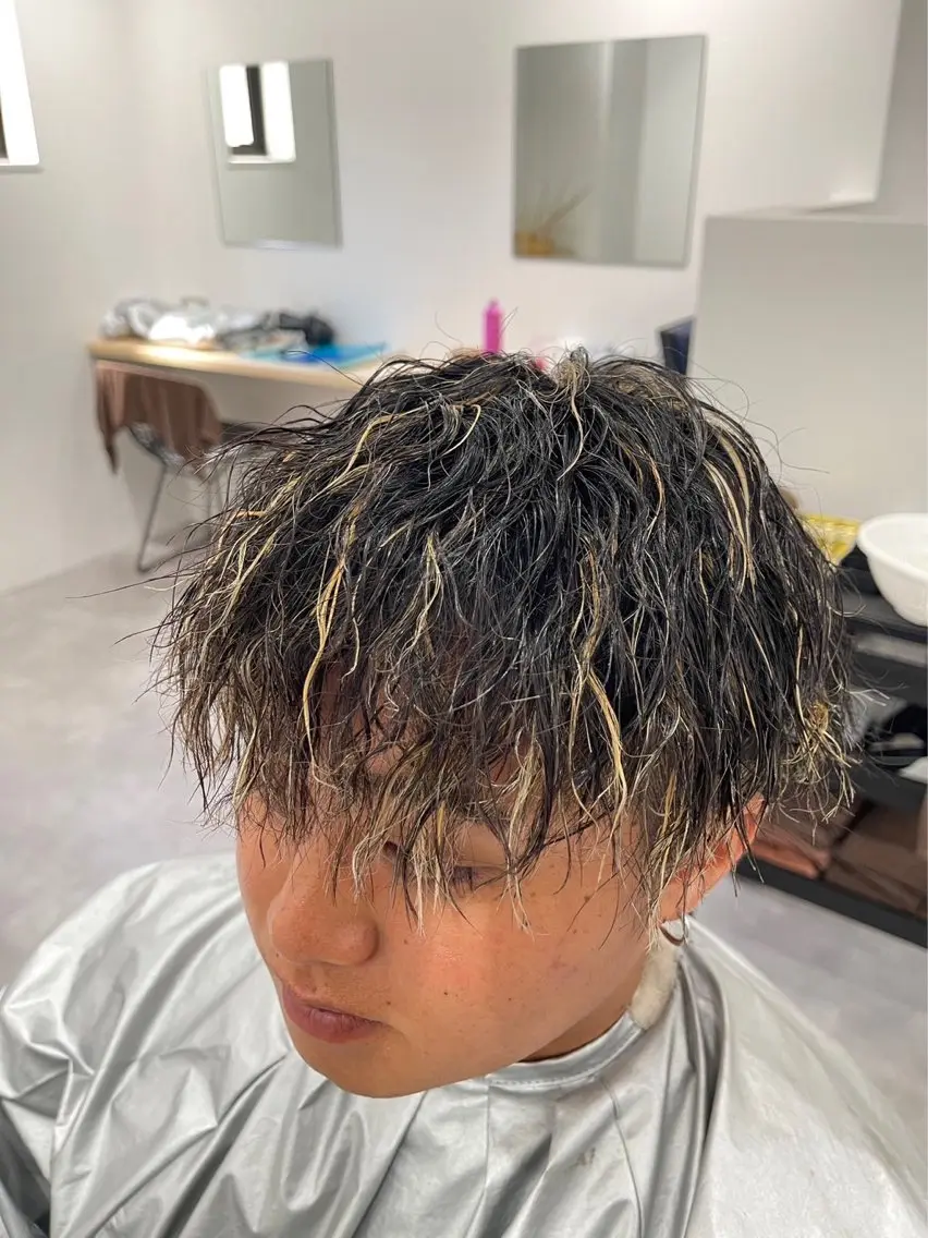 メンズ ブリーチ守口 rikiyanのヘアスタイル