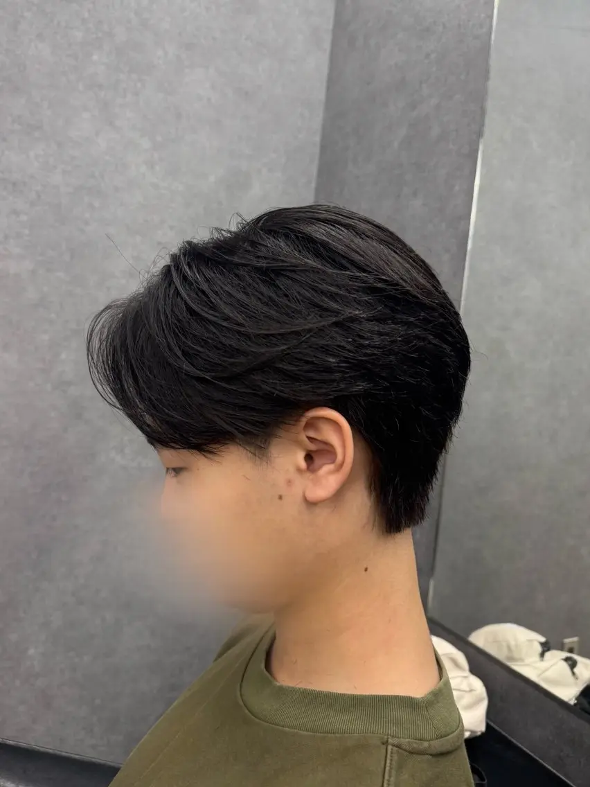 ショート パーマ メンズ ダウンパーマ メンズパーマ カット パーマ メンズ縮毛矯正✨ ダウンパーマ那智優貴のヘアスタイル