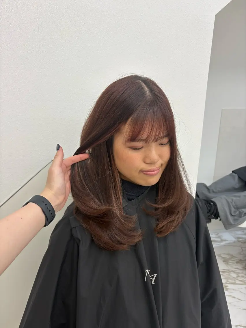 ロング レイヤーカット Haruna/河原町 ハイトーン🤍のヘアスタイル
