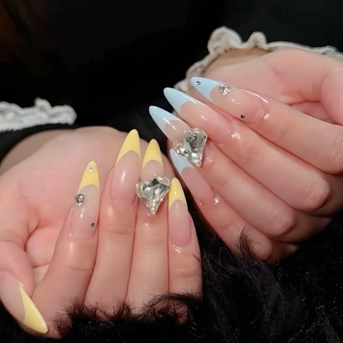 ネイル オーロラネイル 長さ出し フラッシュネイル フレンチネイル ジェルネイル ハンドネイル Amee Nail Salonのネイルデザイン