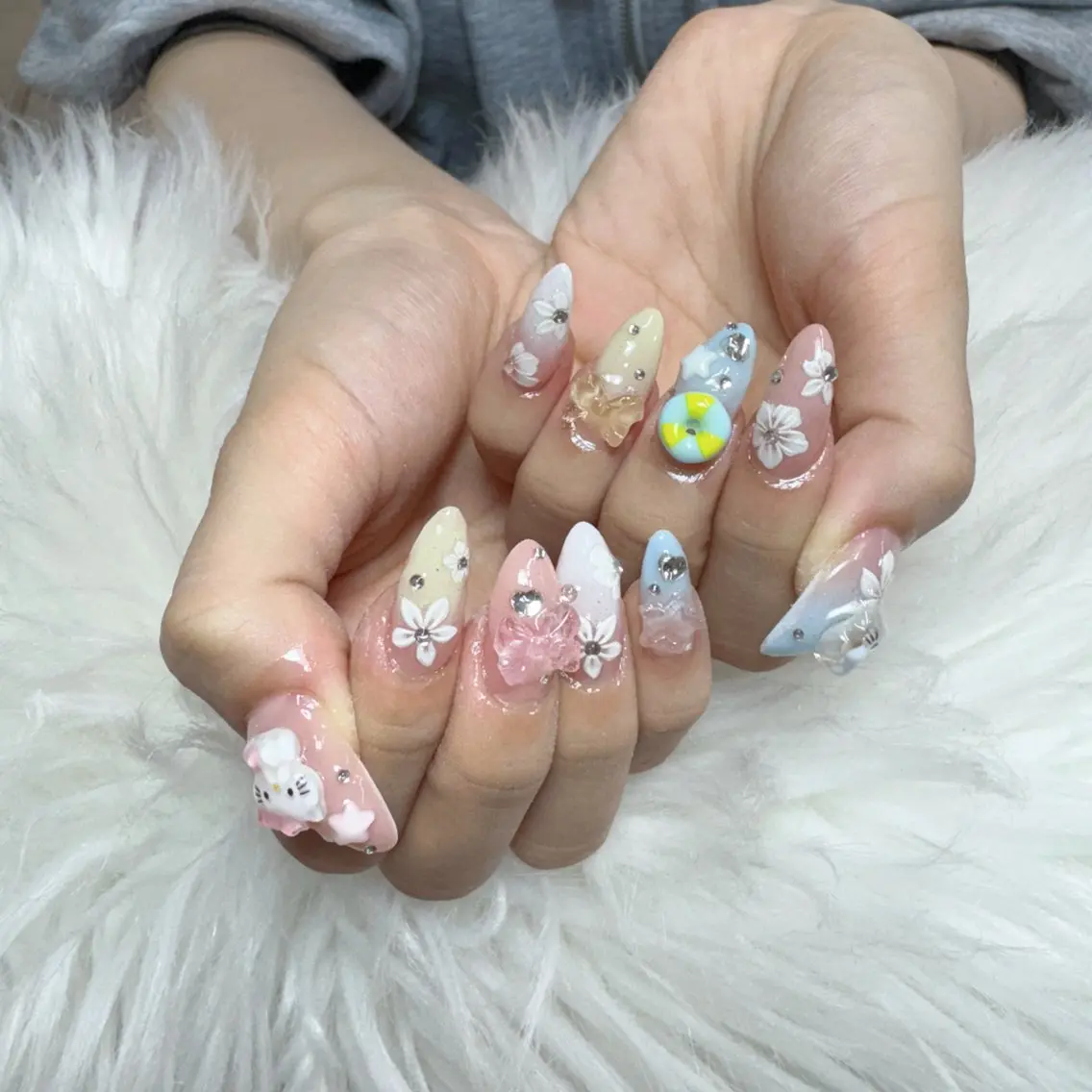 ネイル ハンドネイル 🎀nana🫧 ワンホンネイル🎀のネイルデザイン