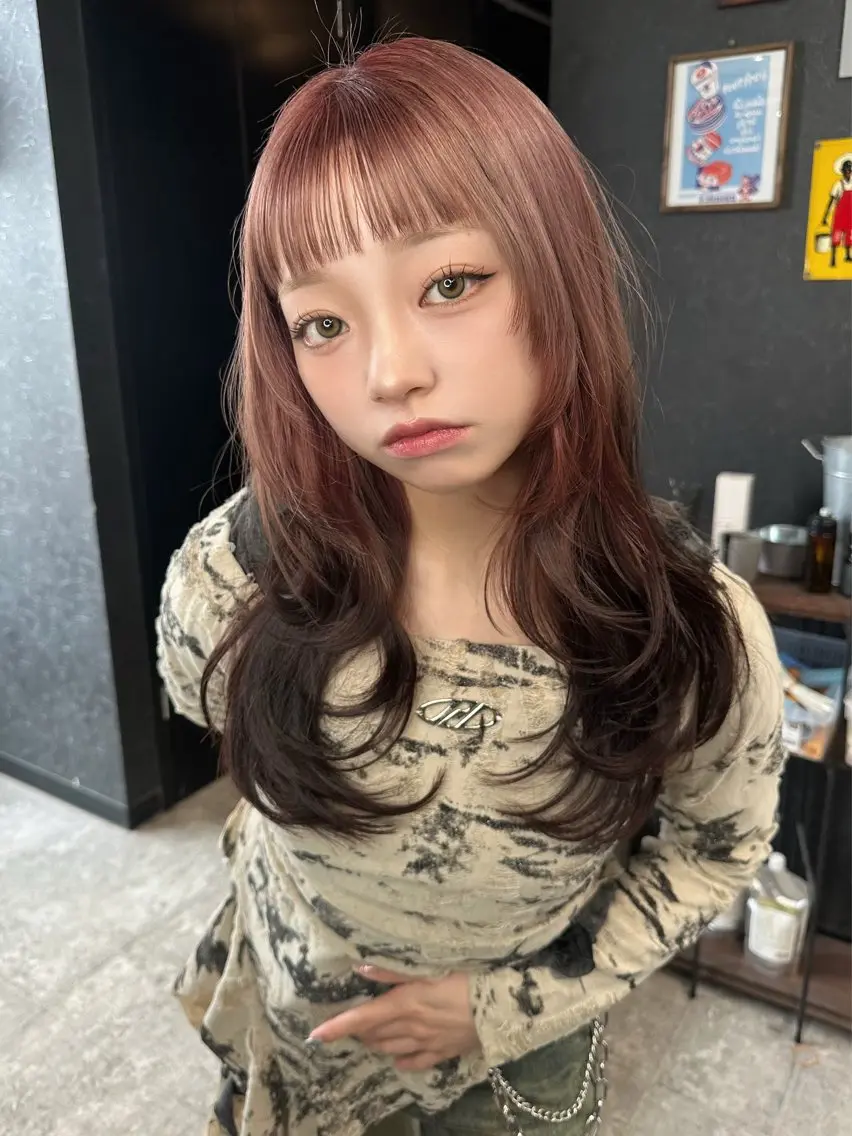 ロング ハッシュカット レイヤーカット カット ヘアカラー TAIRA横浜ウルフ 🐺デザインカラーのヘアスタイル