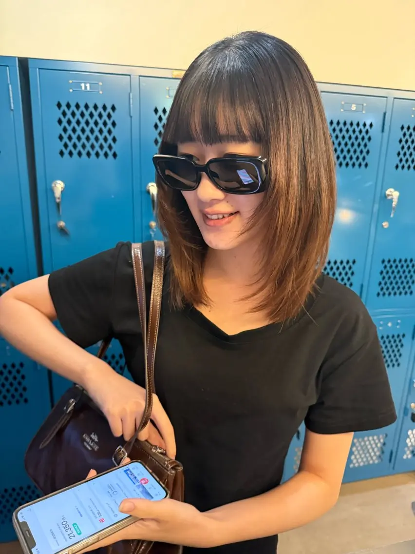 ミディアム レイヤーカット レイヤーカット\ウル フ　chinatsuのヘアスタイル