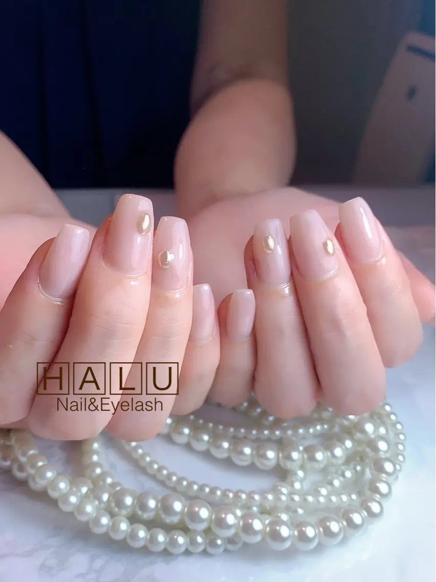 ネイル ミラーネイル ぷっくりネイル HALU ハルのネイルデザイン
