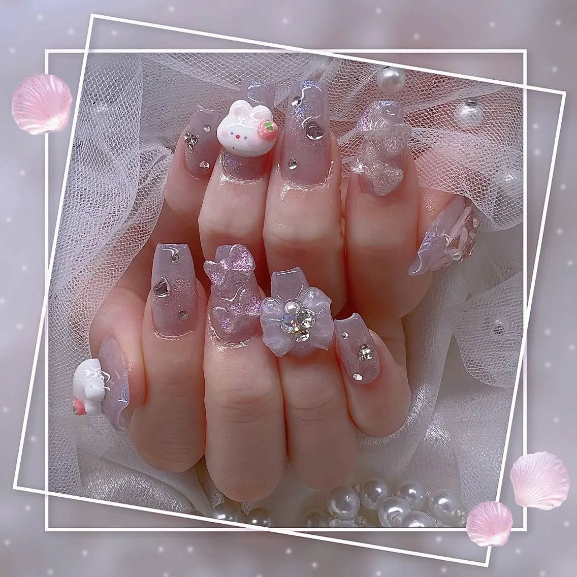 ネイル チークネイル フレンチネイル グラデーション マグネットネイル マグネットフレンチ ハンドネイル Chill Nailsalonのネイルデザイン