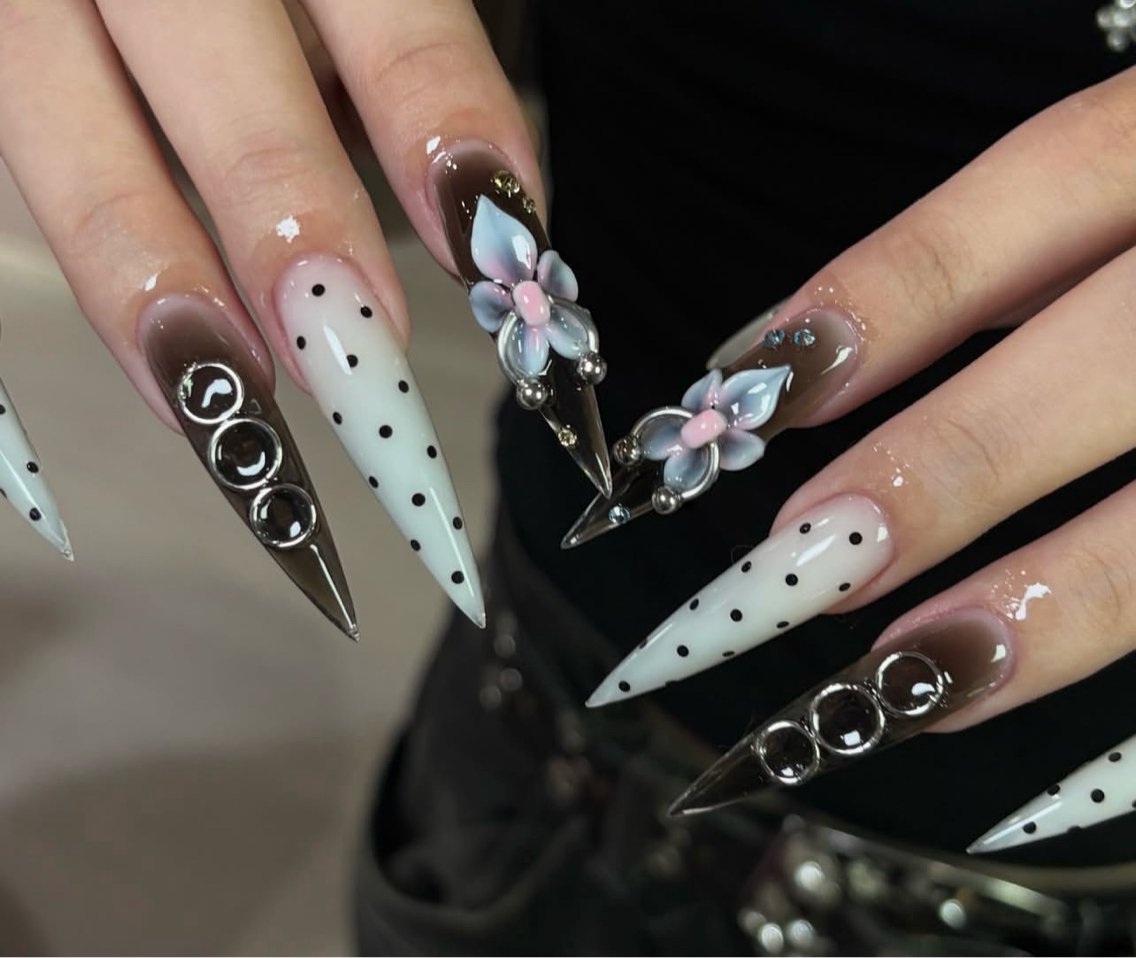 ネイル ハンドネイル NiJi Nailsのネイルデザイン