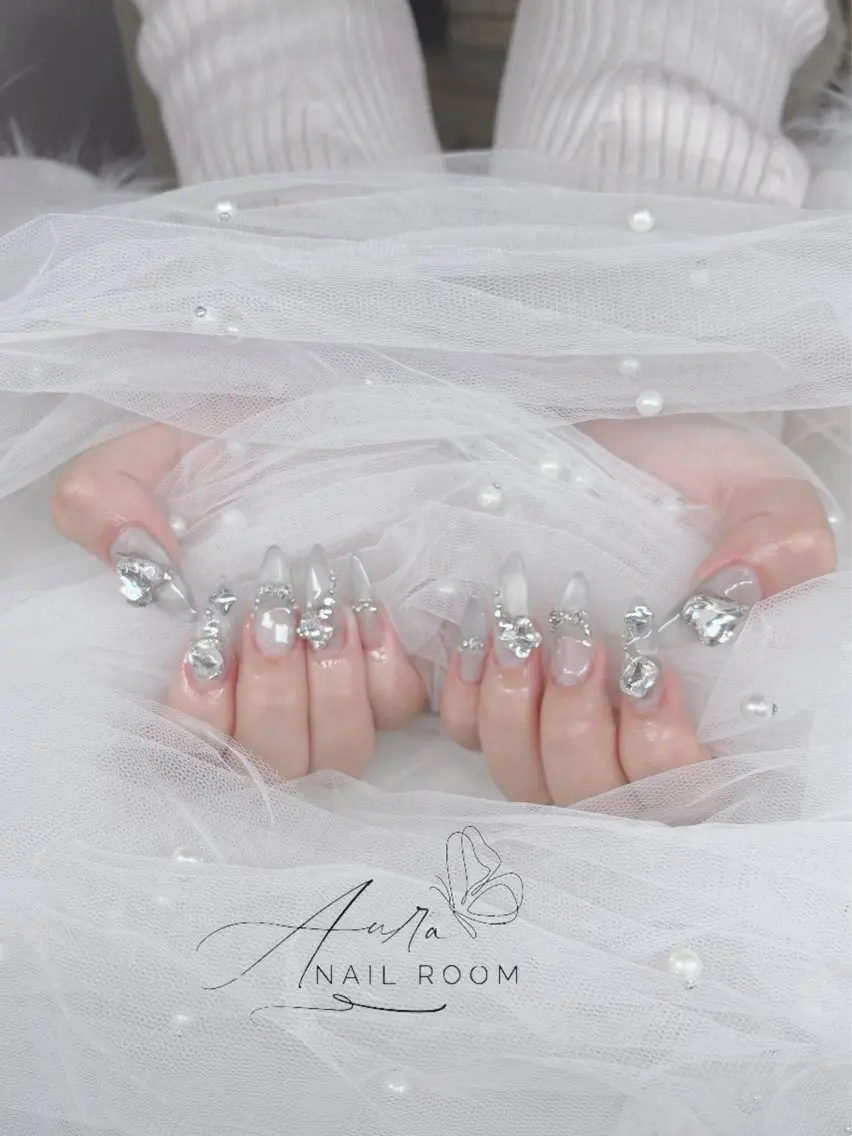 ネイル Aura Nail Roomのネイルデザイン
