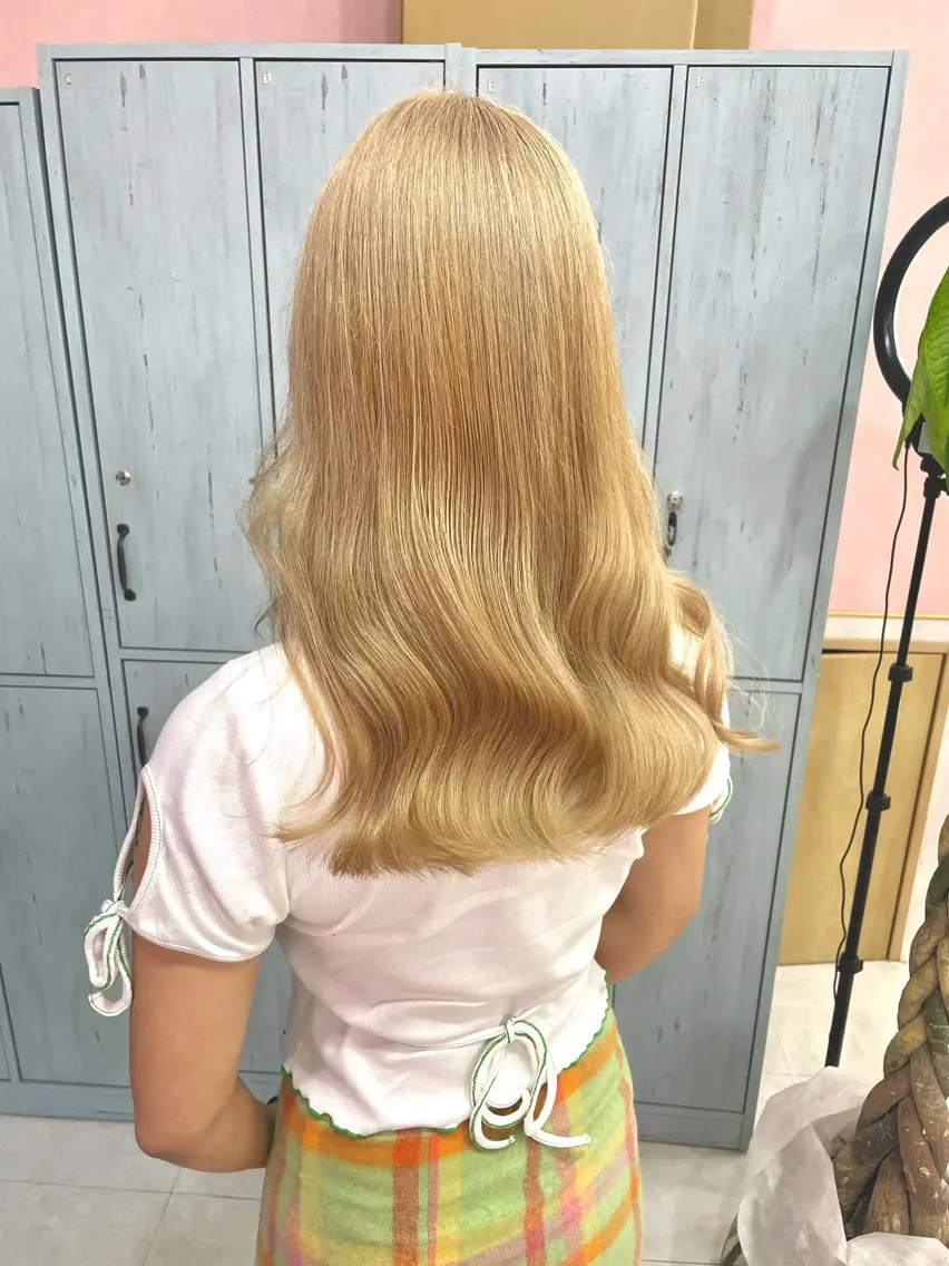 ロング ロング ツヤ髪矯正 Kanaのヘアスタイル