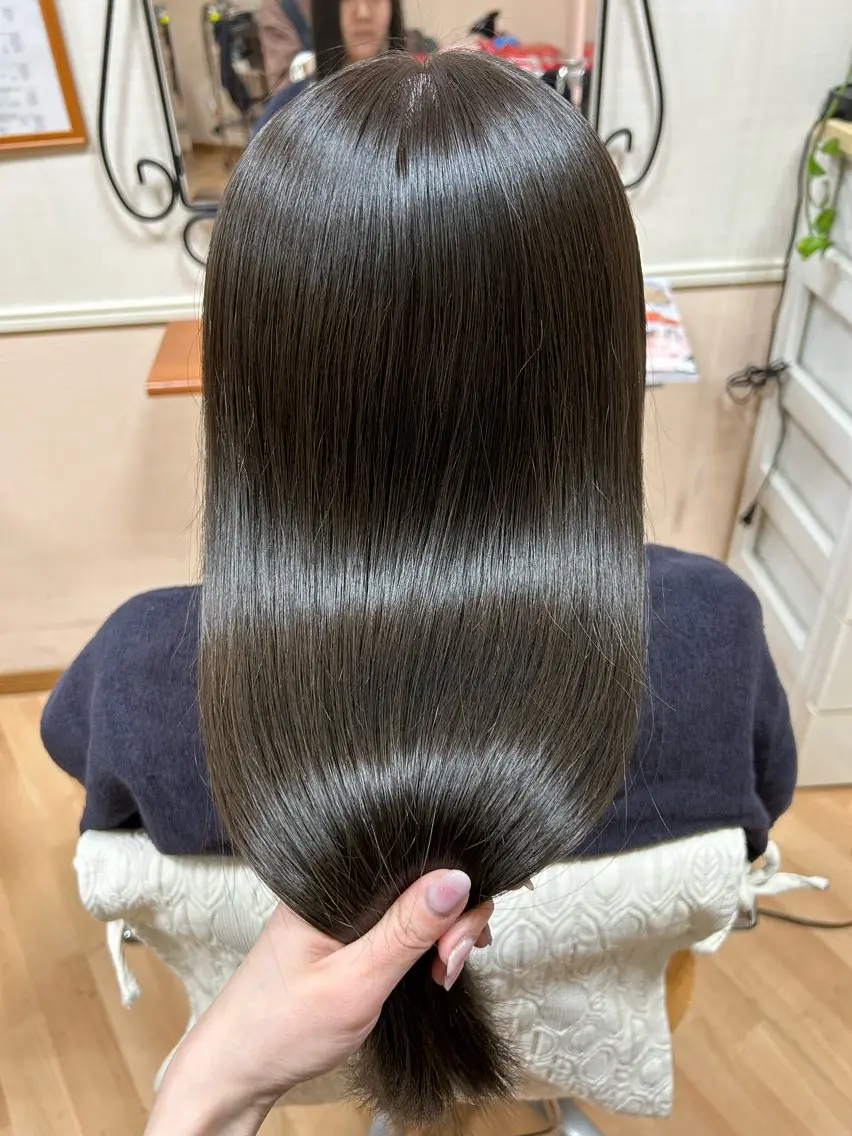 ロング カラー mayu .のヘアスタイル