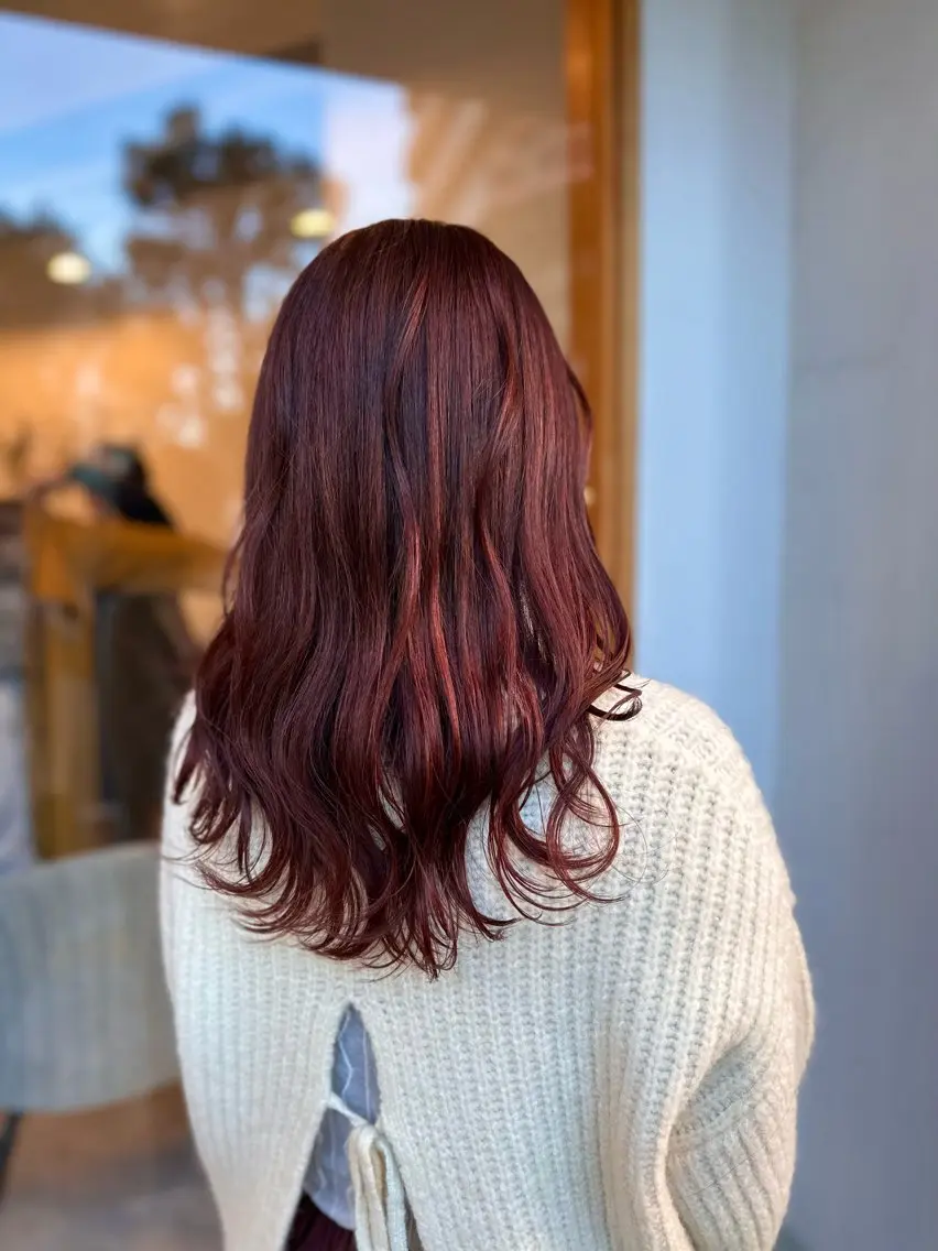 ロング カラー ボルドーカラー レッドカラー カット ヘアカラー トリートメント 特殊カラー特化 ✂️SHIAN フジのヘアスタイル