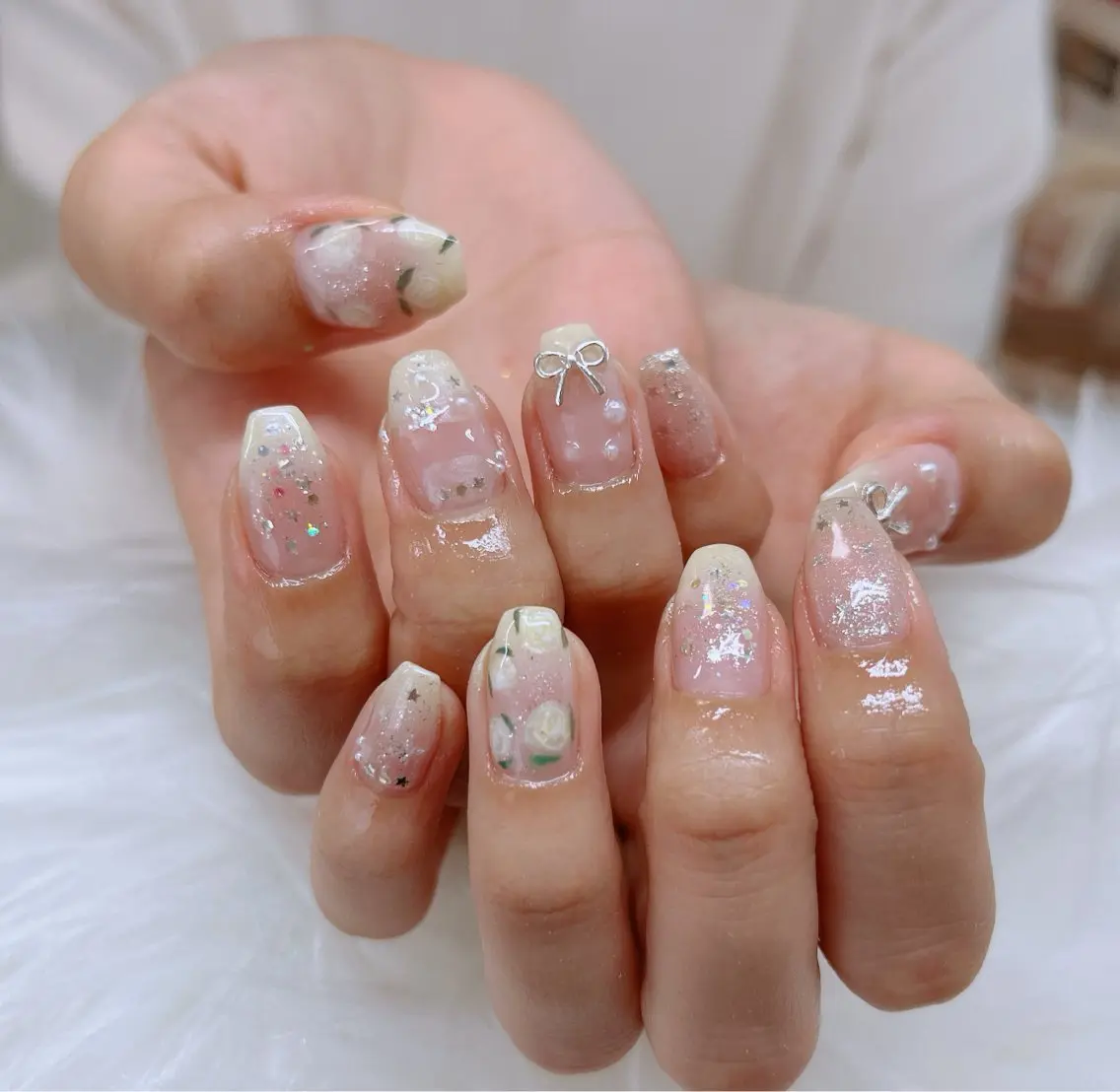 ネイル フットネイル フレンチネイル 韓国ネイル ロングネイル マグネットネイル Lee _nailのネイルデザイン