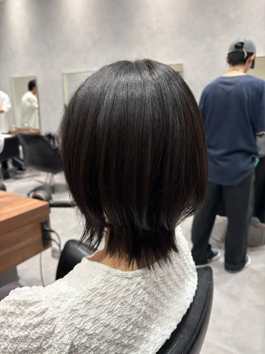 ショート ボブレイヤー ボブ レイヤーカット 髙田 千華 髪質改善ストレートのヘアスタイル