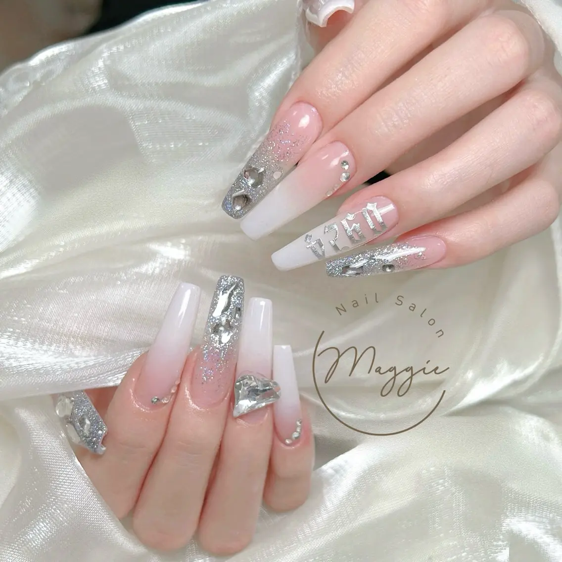 ネイル Maggie Nail🦩のネイルデザイン