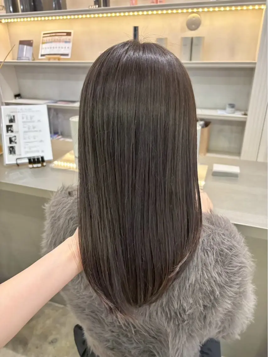 カラー 透明感カラー ここののヘアスタイル