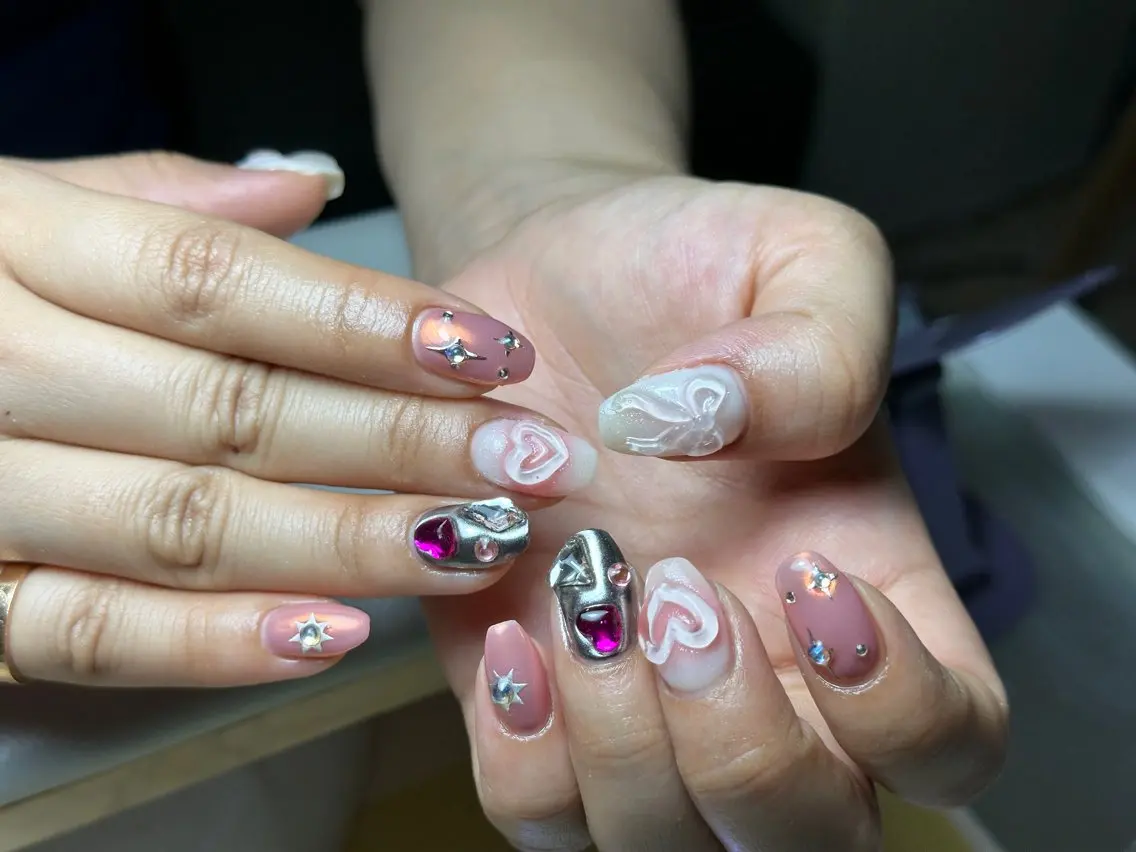 ネイル Eveネイル チップスカルプ専門店のネイルデザイン