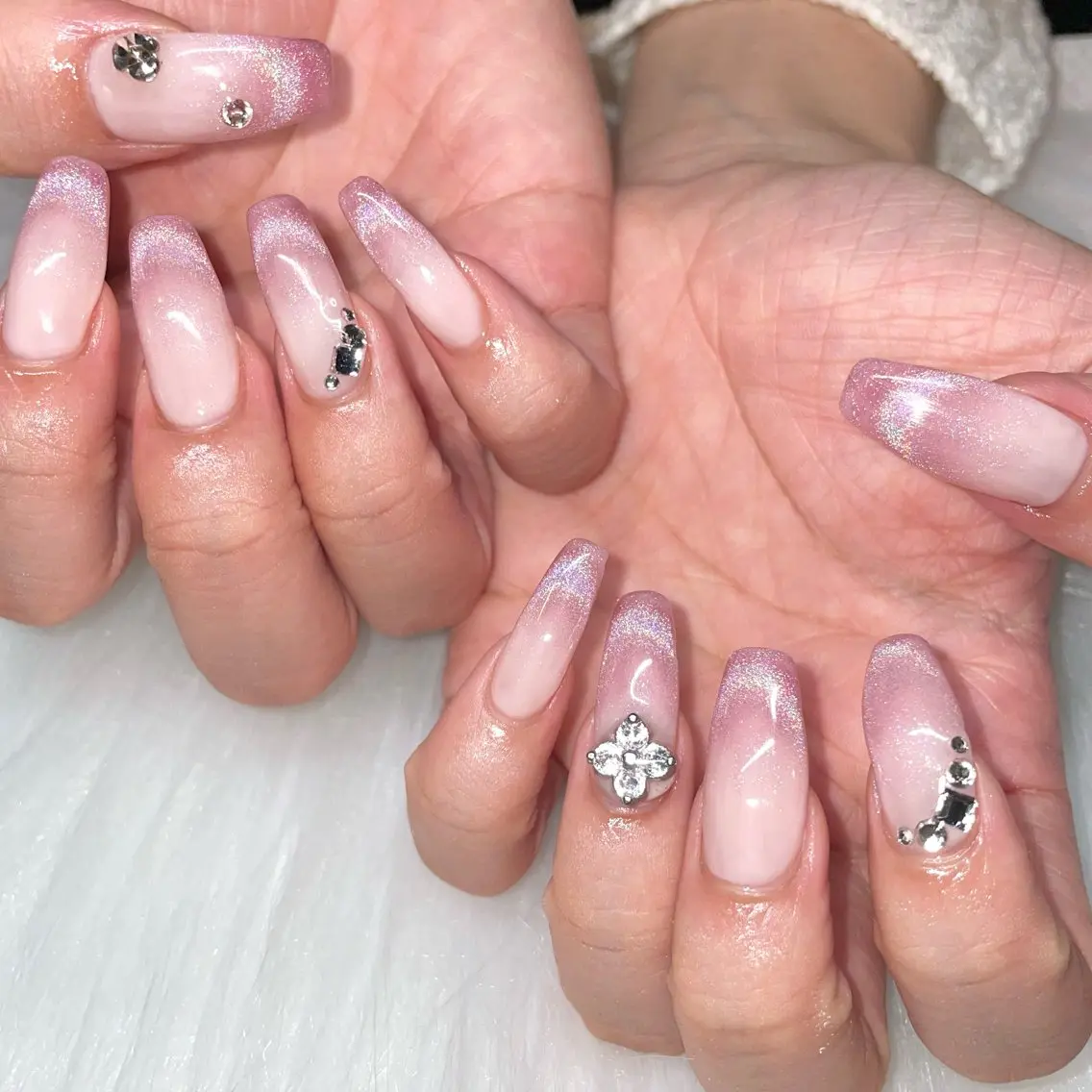 ネイル ジェルネイル マグネットネイル ハンドネイル Nail ヌシん家 AKANEのネイルデザイン