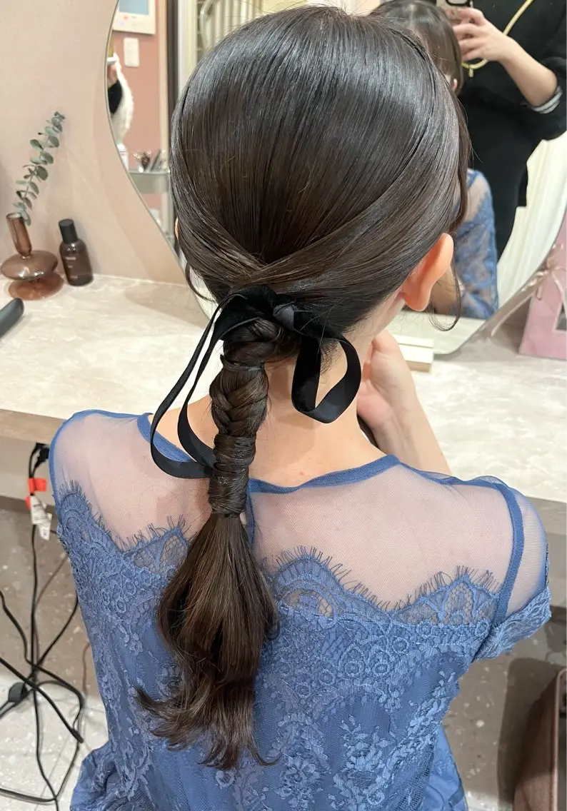 ロング ヘアアレンジ ヘアセット Mila Akariのヘアスタイル