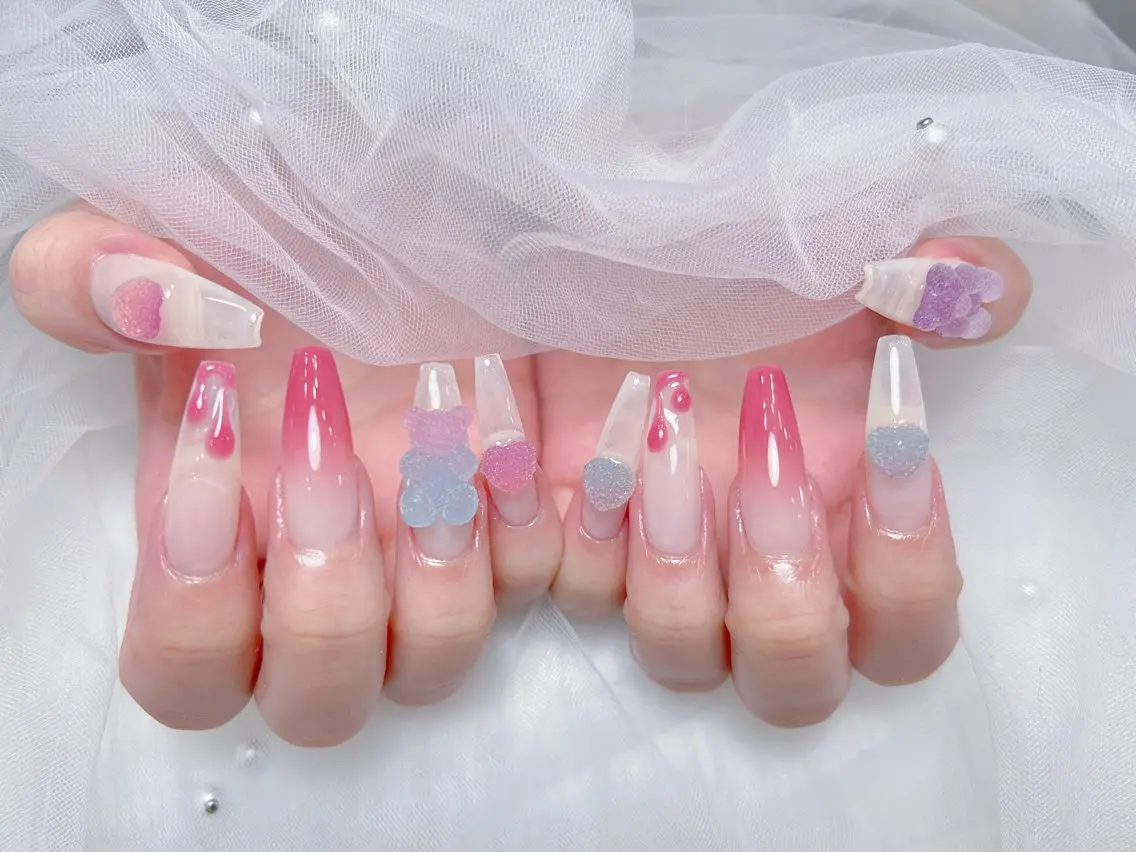ネイル アートネイル オーロラネイル チークネイル 長さ出し フットネイル Miya _nailのネイルデザイン