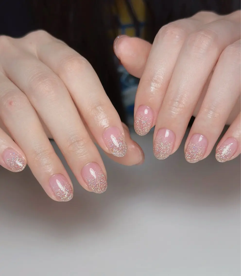 ネイル オーロラネイル 長さ出し フットネイル 韓国ネイル ラメ(グリッター) ハンドネイル 👍thumbs up nail👍のネイルデザイン