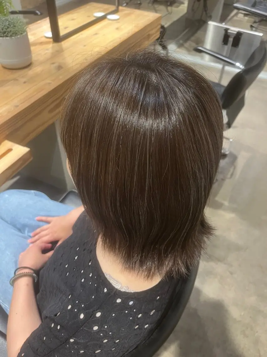 ミディアム ハイライト ヘアカラー 中村 波瑠のヘアスタイル