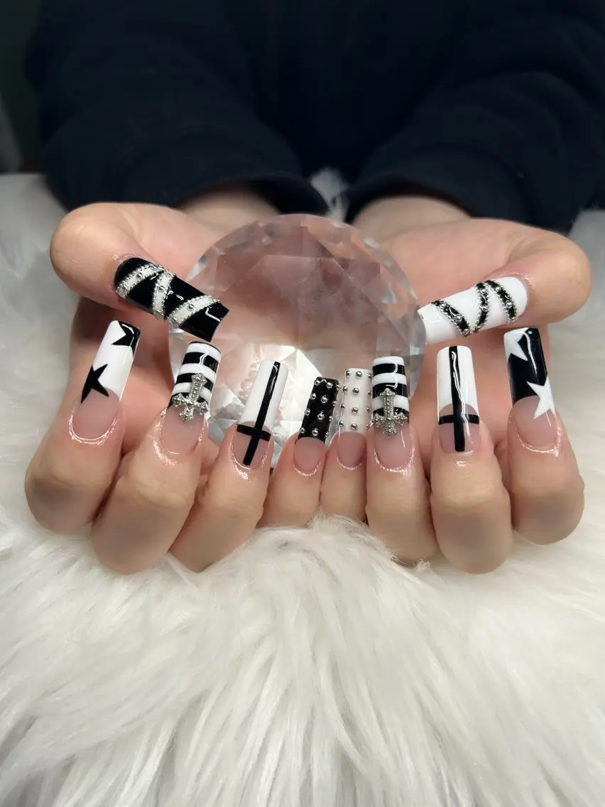 ネイル アートネイル オーロラネイル チークネイル 長さ出し フットネイル ハンドネイル Chan nailsのネイルデザイン