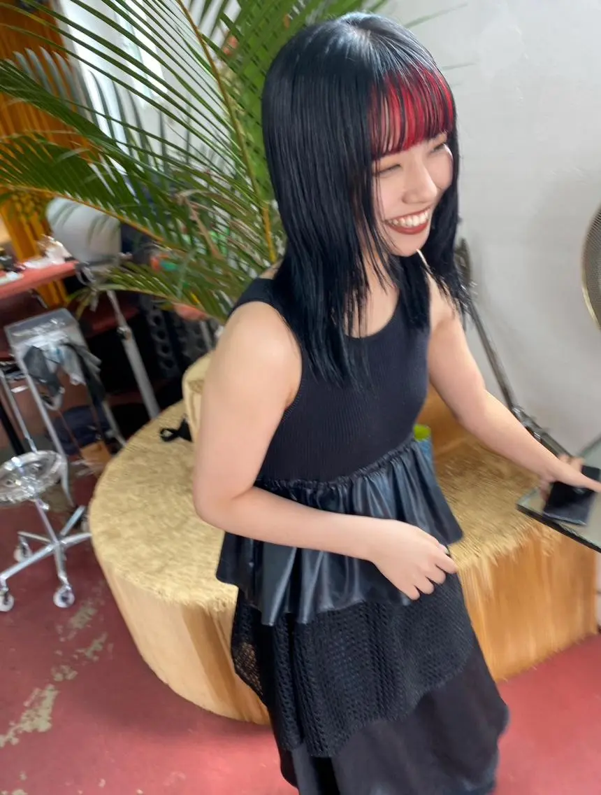 2ポイントインナーカラーエクステ+カラーの写真