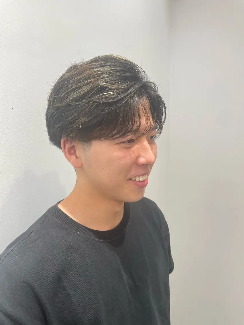 メンズ 丸岡 成穂のヘアスタイル