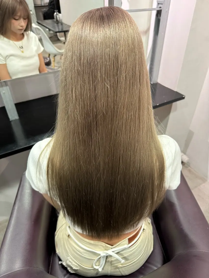 ロング カラー ベージュ透明感カラー 💟AYUMI💟のヘアスタイル
