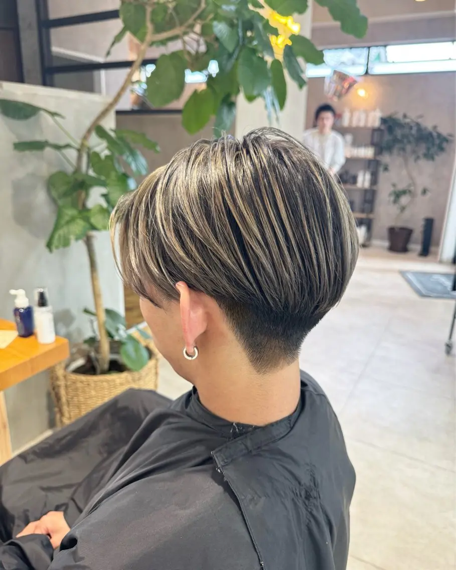 ショート カラー ヘアアレンジ メンズ カット ヘアカラー 佐々木 まゆかのヘアスタイル