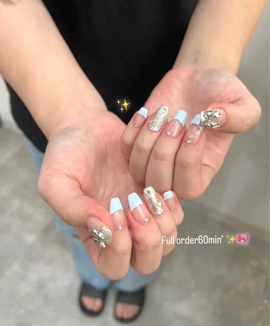 ネイル ハンドネイル NAGISA🫧🤍 パラジェル⌇持ち込みのネイルデザイン