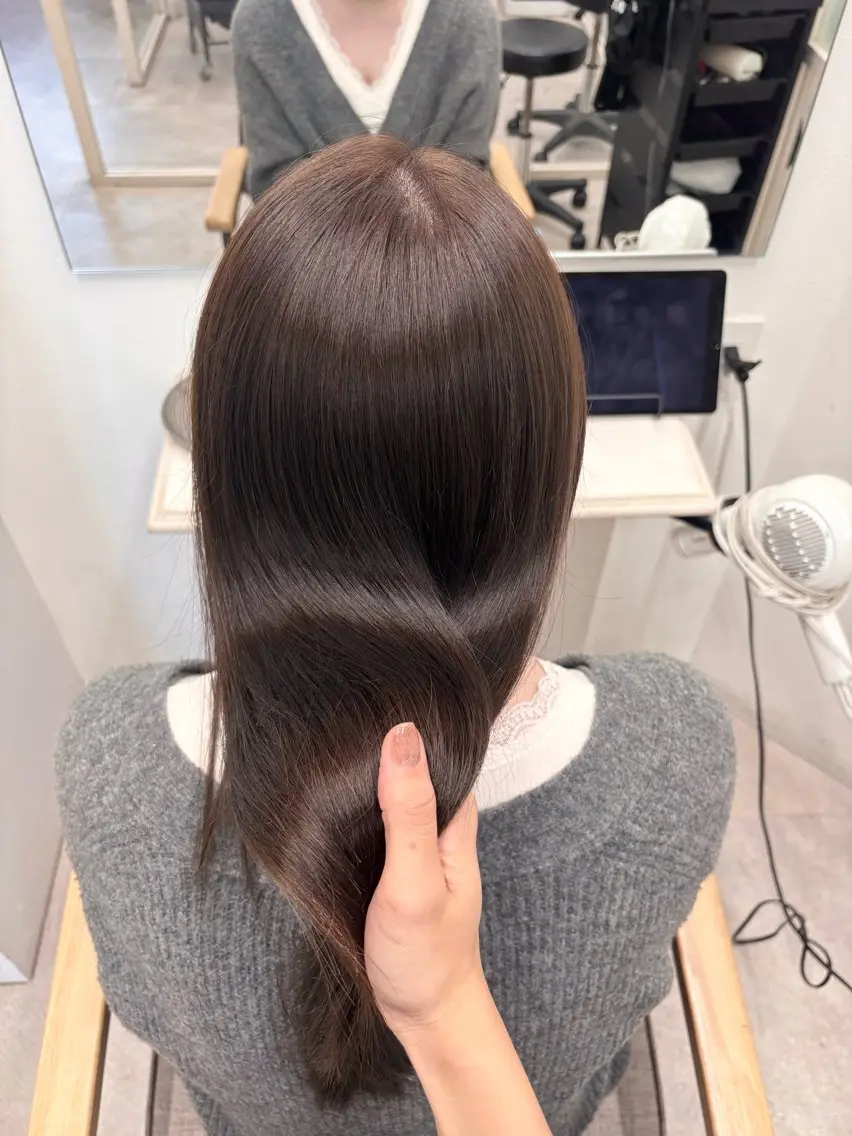 ロング カット ヘアカラー トリートメント ヘアアレンジ🪽🎀 艶カラー/天王寺のヘアスタイル