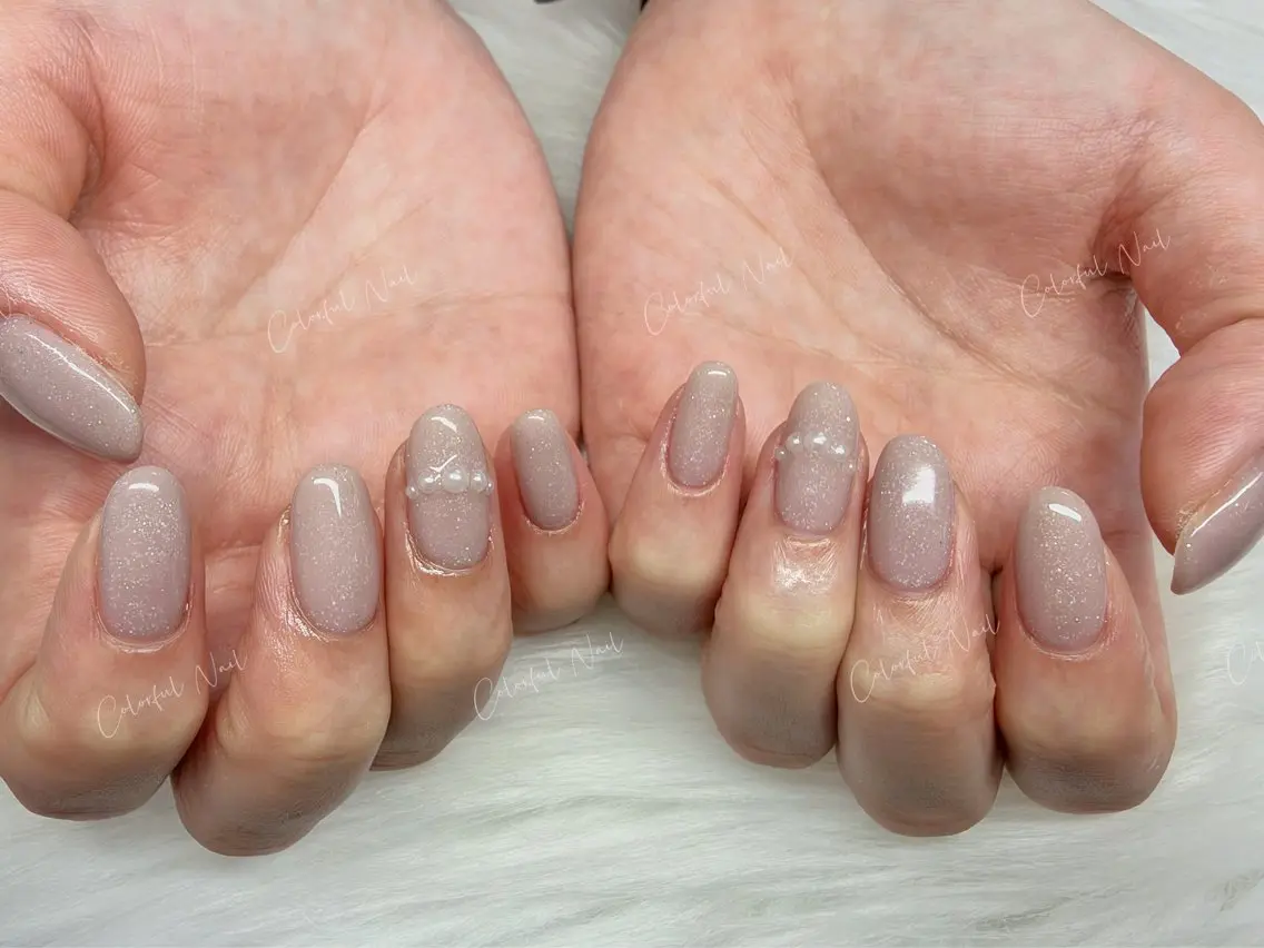 ネイル フラッシュネイル フットネイル フレンチネイル ジェルネイル ガラスフレンチ 🎀Colorful 💅Nailのネイルデザイン