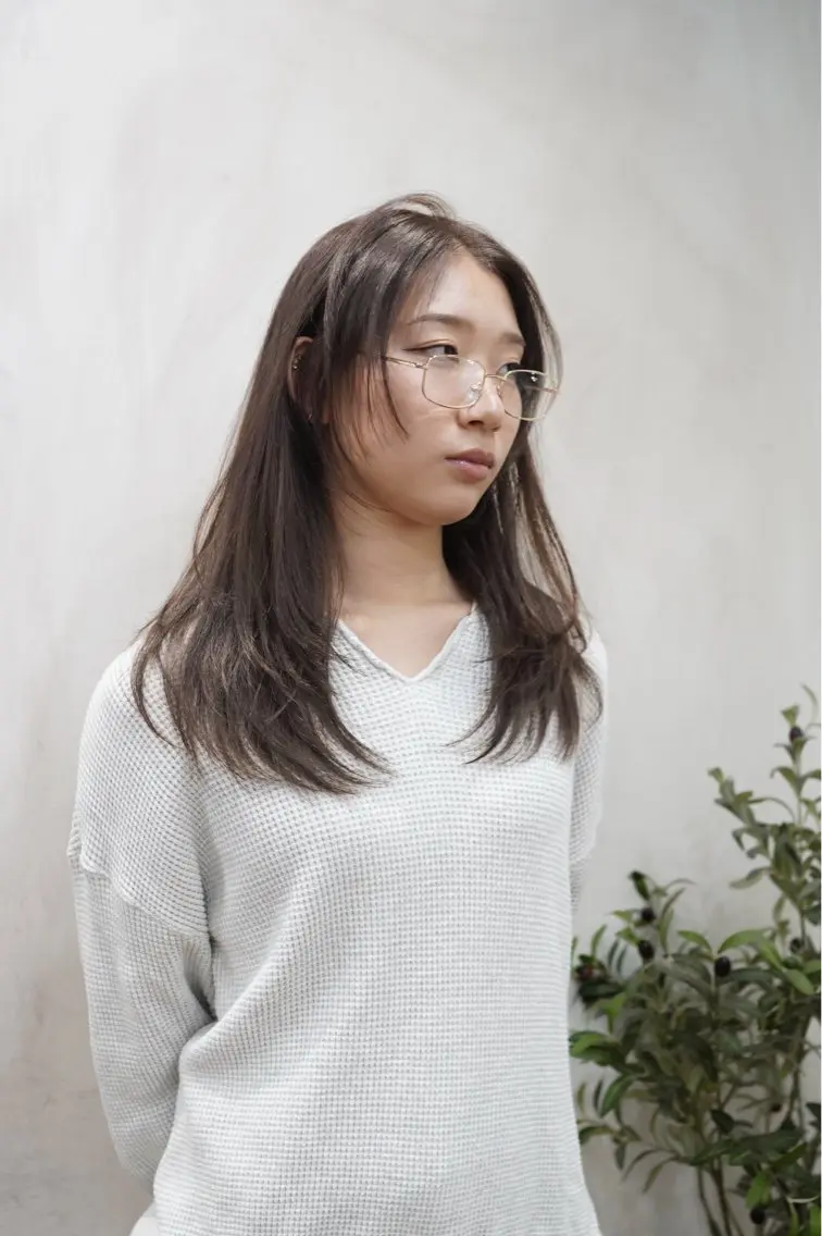 セミロング カラー カット ヘアカラー トリートメント 赤み消し/透明 感カラー🫧みらいのヘアスタイル