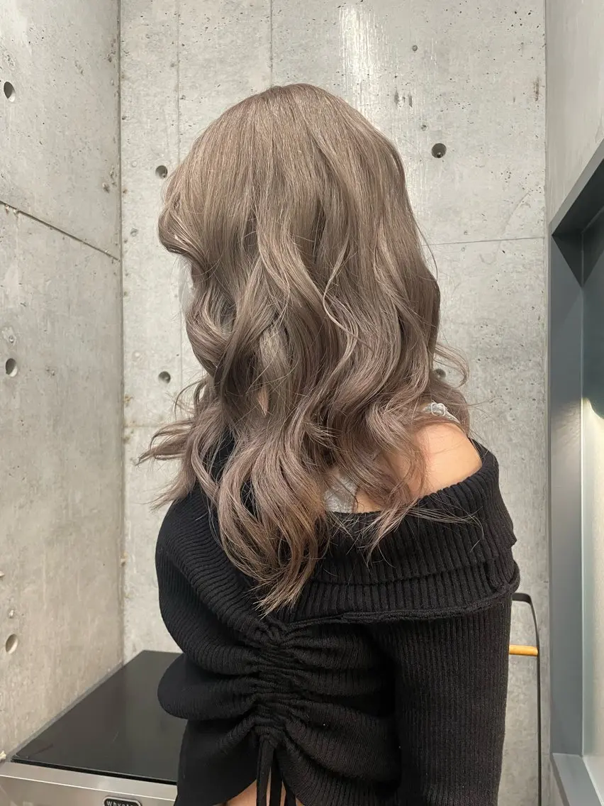 ロング カラー 小澤 わかなのヘアスタイル