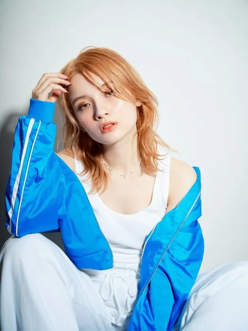 ミディアム MINXSIGN Yunaのヘアスタイル