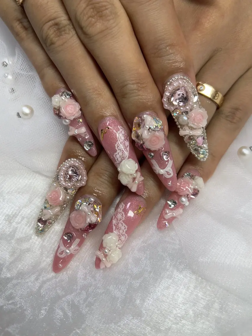 【スカルプ】オフ、ロング、パーツ込のお得なコース🥰※3時間30分かかります。画像持参ok!フォームは1枚MAX迄。の写真