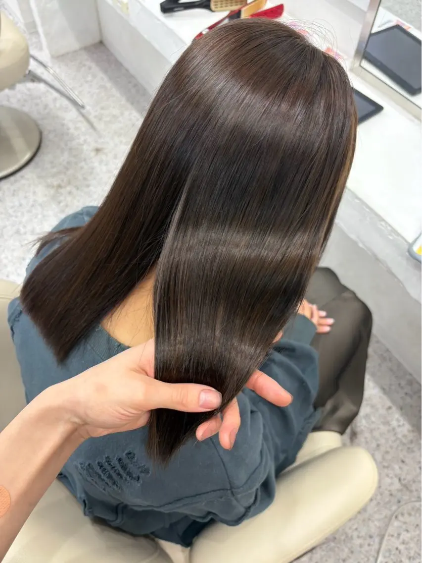 ミディアム カット 縮毛矯正 LOMARLIE/ NATUMIのヘアスタイル