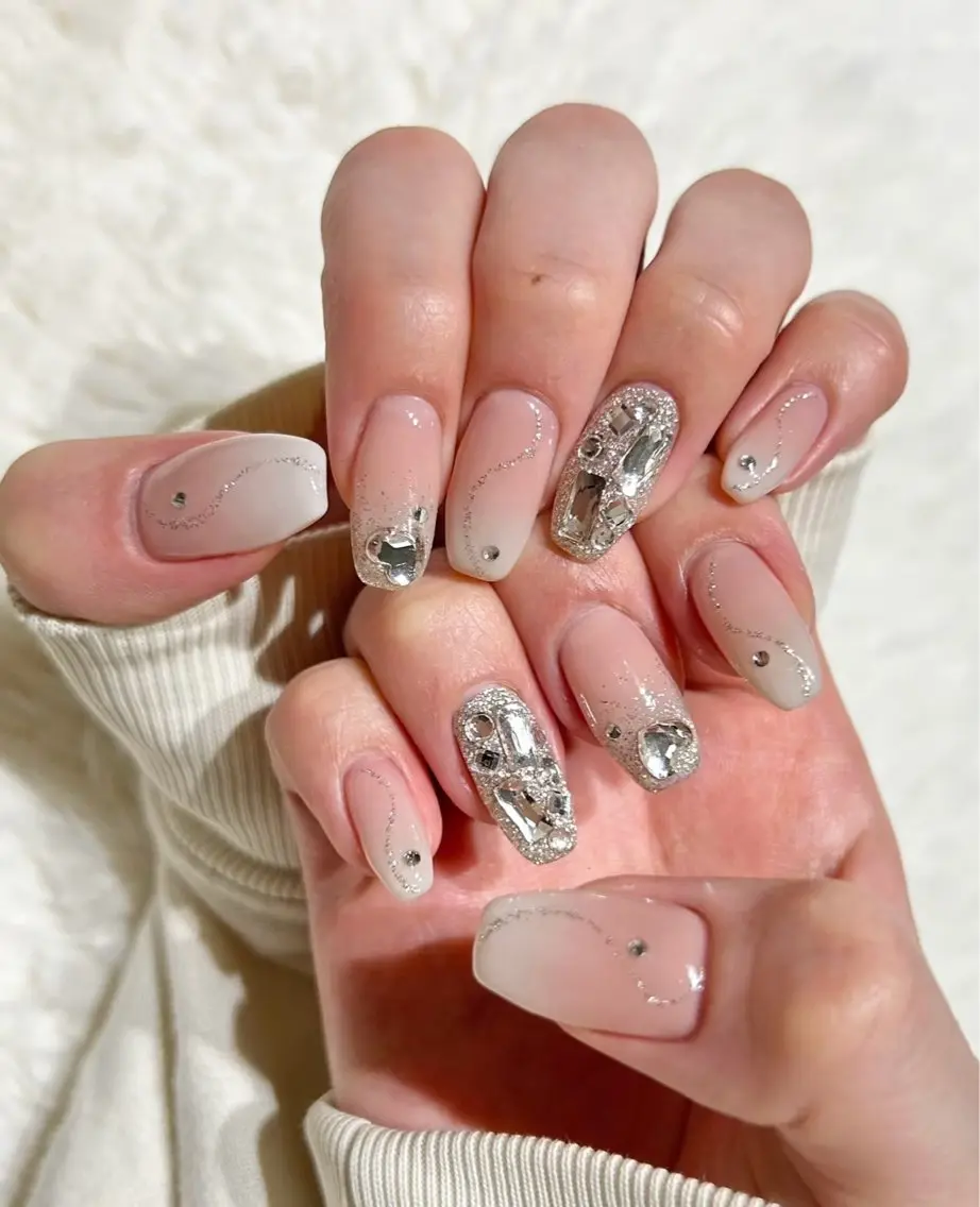 ネイル アートネイル オーロラネイル チークネイル 長さ出し フットネイル ハンドネイル Blossom nail_研修のネイルデザイン