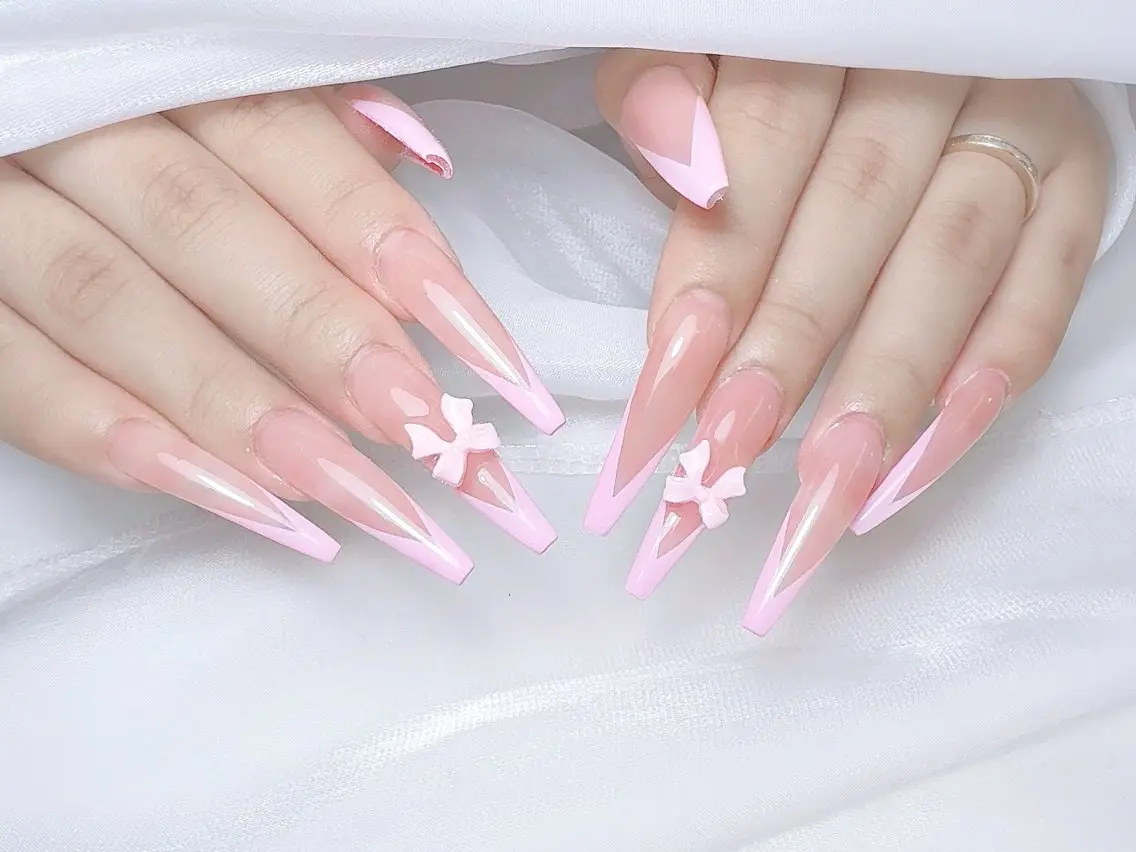 ネイル 🎀M nails✨ ビューティーのネイルデザイン