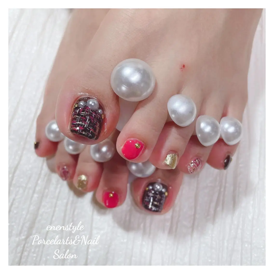 ミディアム ネイル 🐾enen style 🐾のネイルデザイン